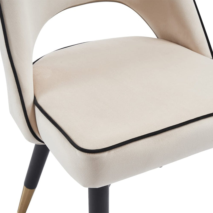 Set Of 2 Amore Upholstery Dining Chair with Legs