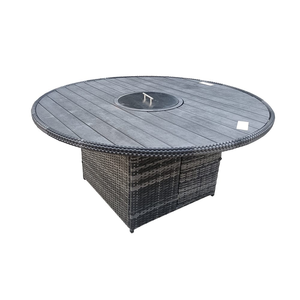 Large round rattan table best sale