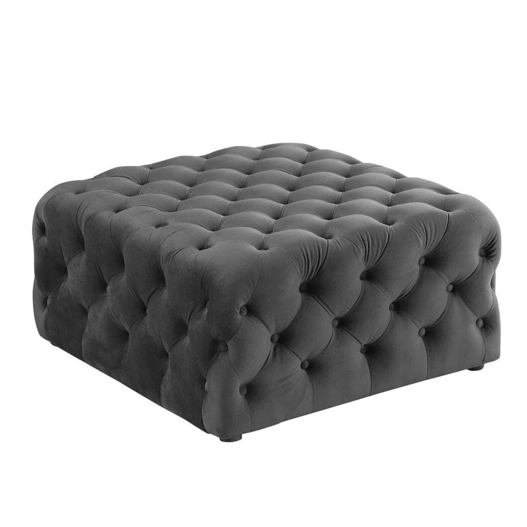 Cnaipe Velvet Chesterfield Ottoman stothach