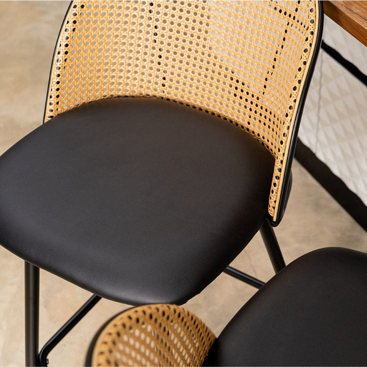 Set Of 2 Boho PE Rattan Bar Stool Bar Chairs With PU Or Boucle Upholstery