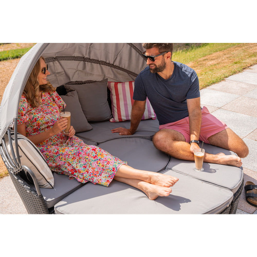 Camrose Rattan Garden Furniture Day Bed With Lift Up Table in Black