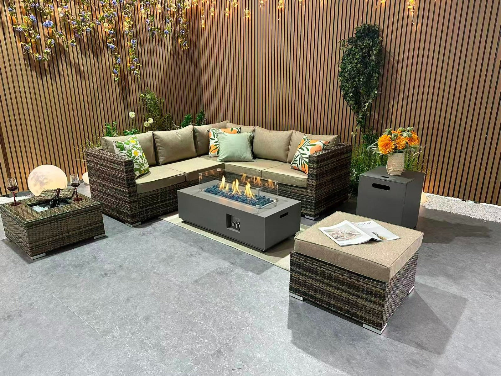 Outdoor 42 inchRect Gas Fire Pit with Gas Bottle Storage