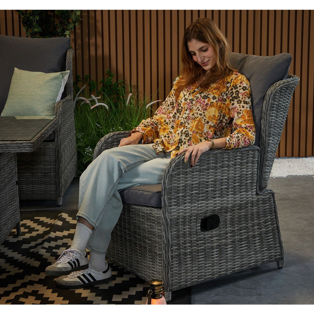 Outdoor Rattan Recliner 7 Seater Rattan Sofa Set With Firepit Table