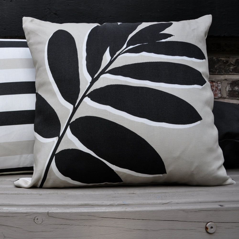 Ashcraft Outdoor/Indoor Leaf Print Cushion