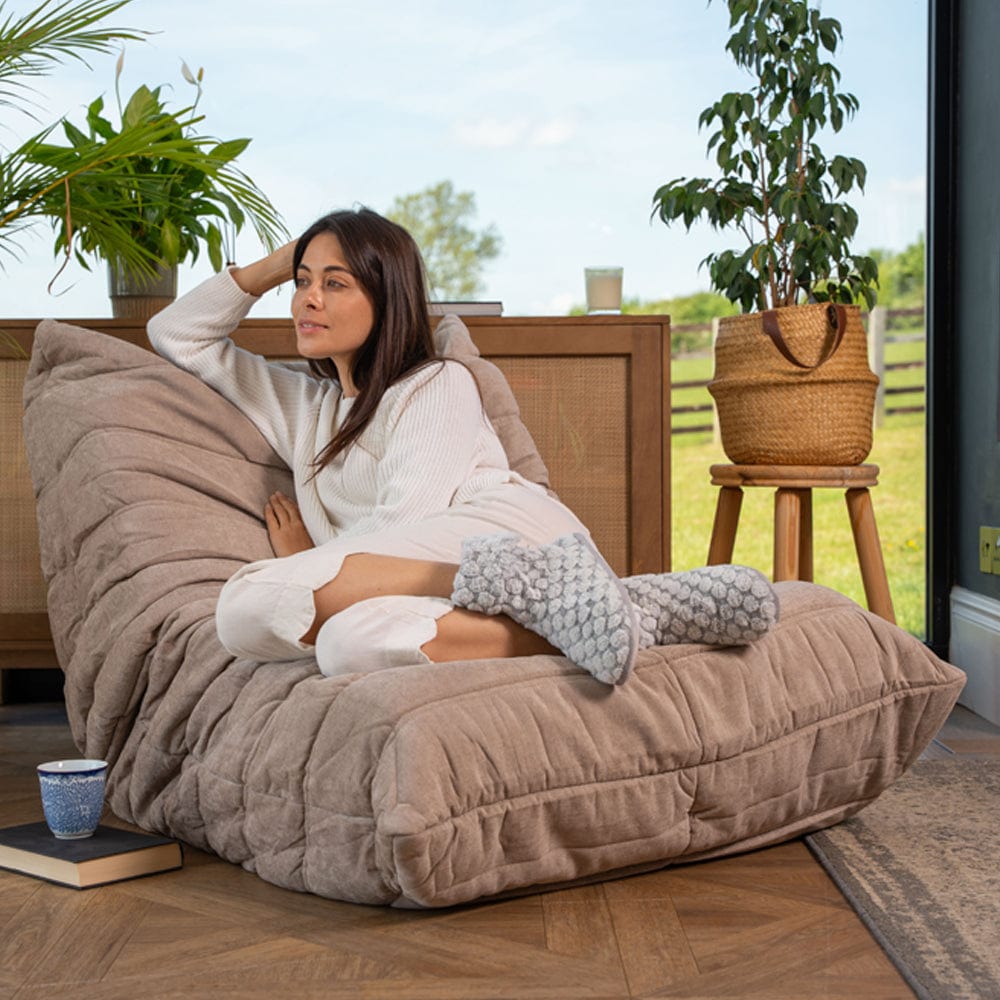 Ponyo Plush Caterpillar Sofa Chair Padded Lounger Lazy Chair Reading Chair