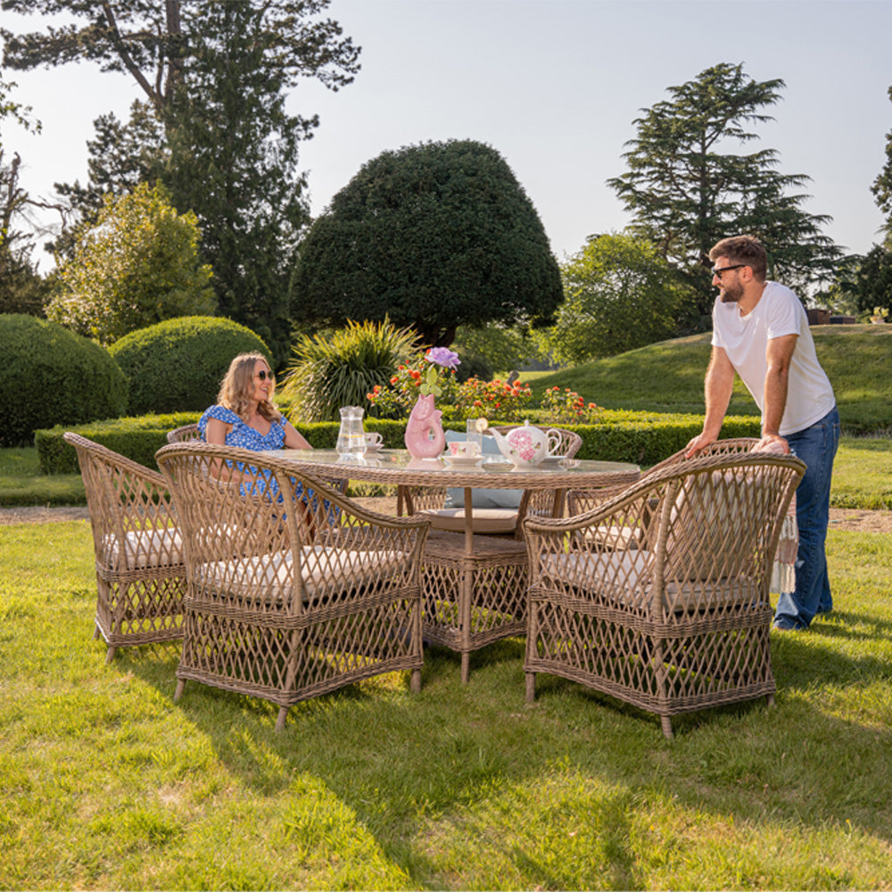 Provence Willow 6‑Seater Rattan Garden Dining Set with Oval Table and Furniture Cover