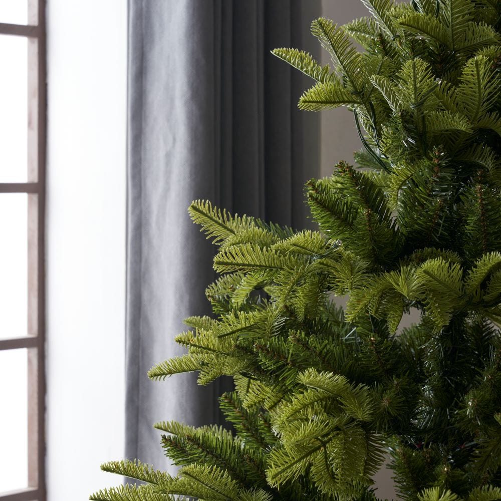 Pre-Lit Green Calgary Artificial Christmas Tree With Quick Pole And Skirt Option