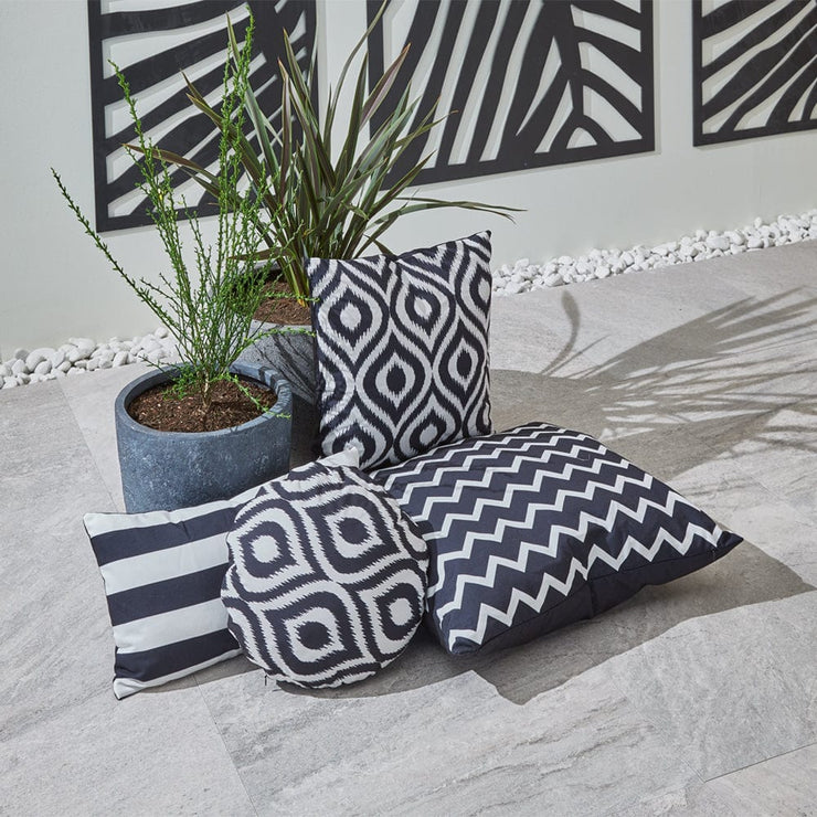 Ashcraft Waterproof Scatter Cushion Set in Black Pattern